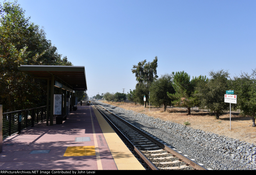 Redlands ESRI Station-looking west